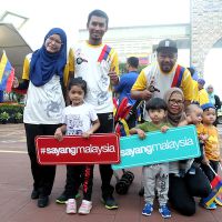 AT6Y7975